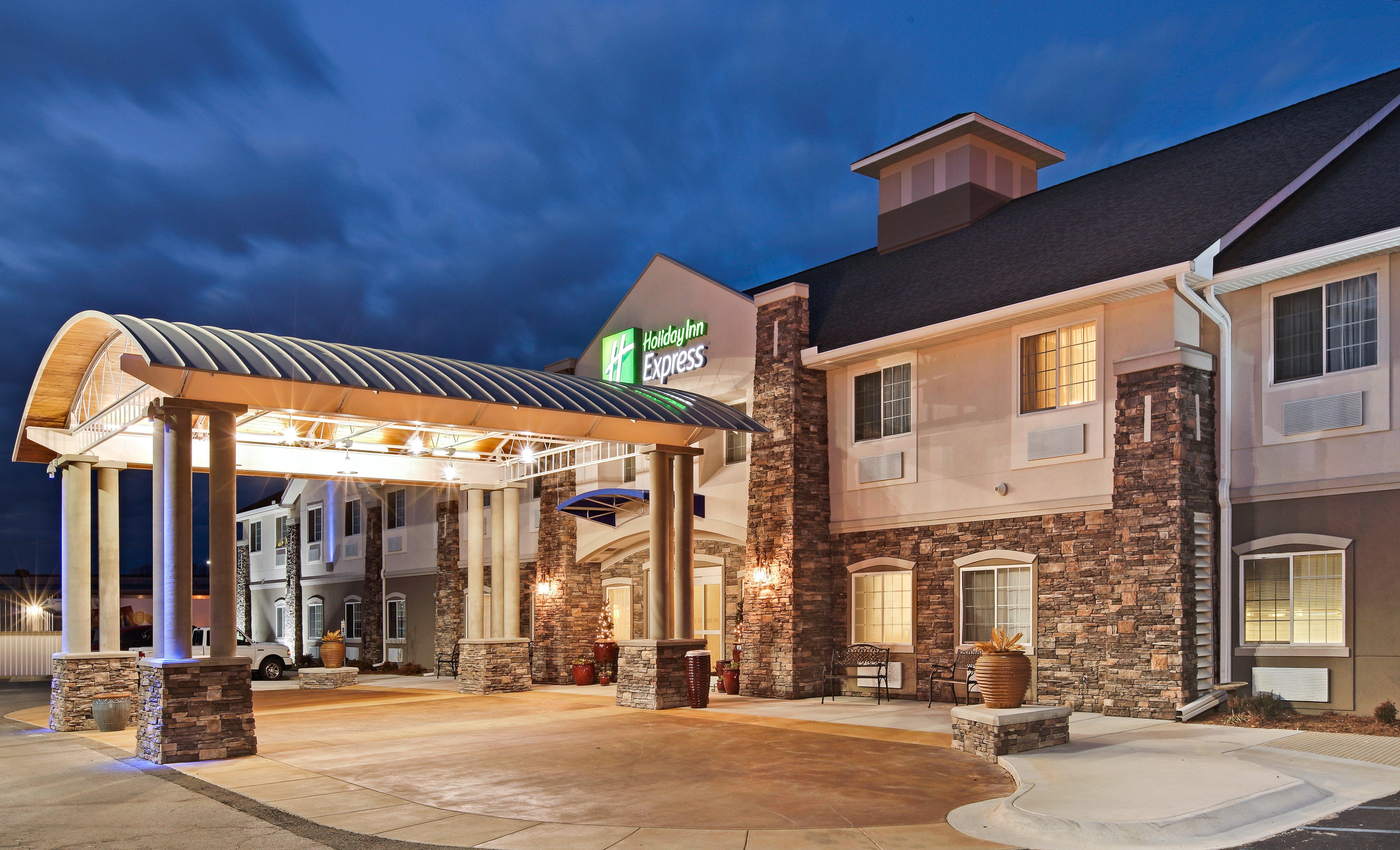 Holiday Inn Express Monticello By Ihg Extérieur photo